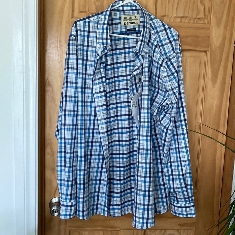 Barbour shirt, size Xl, brand new.